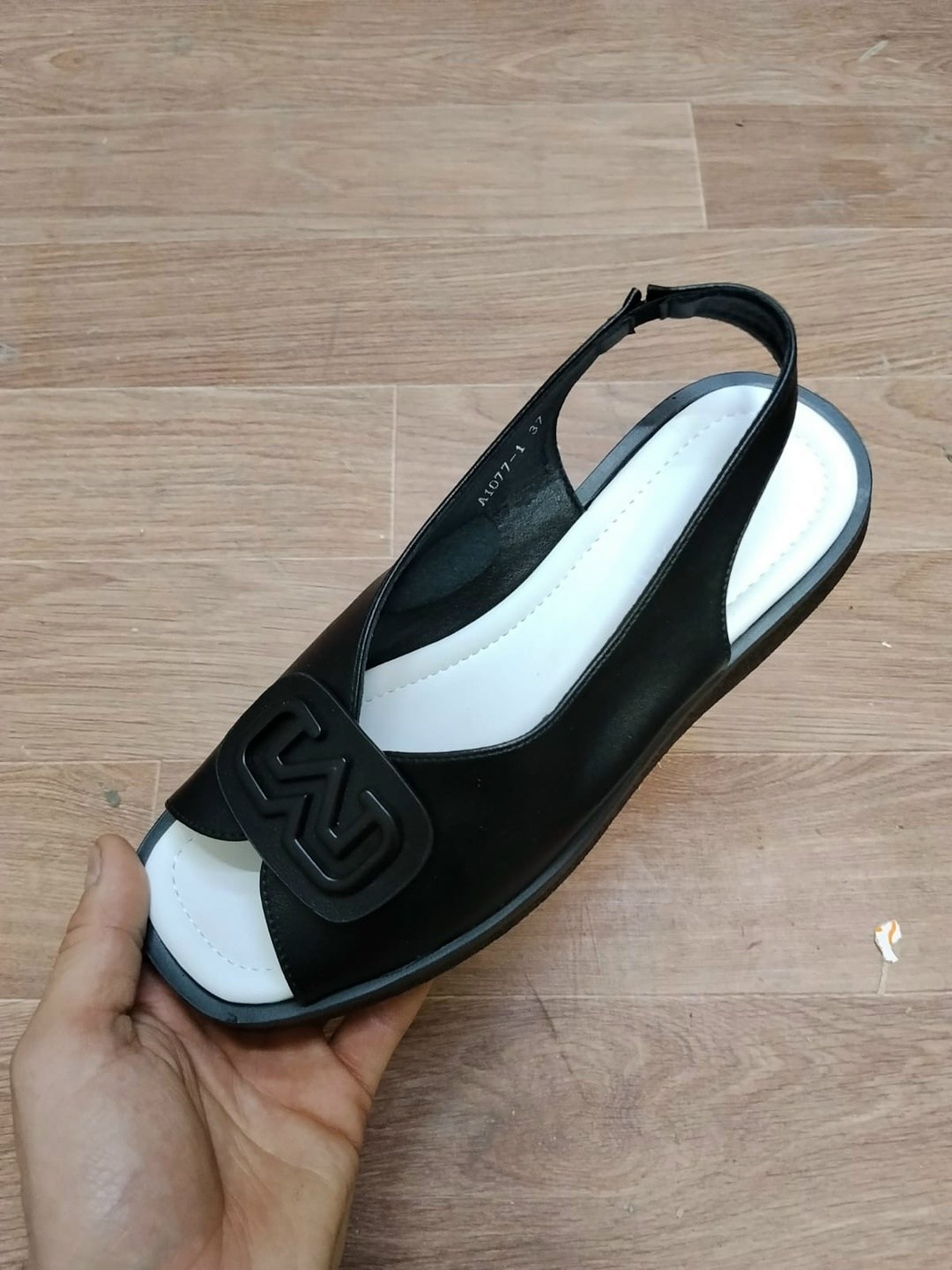 ,шлепанцы женские,сабо женские,шлепки кожаные женские,шлепки кожаные