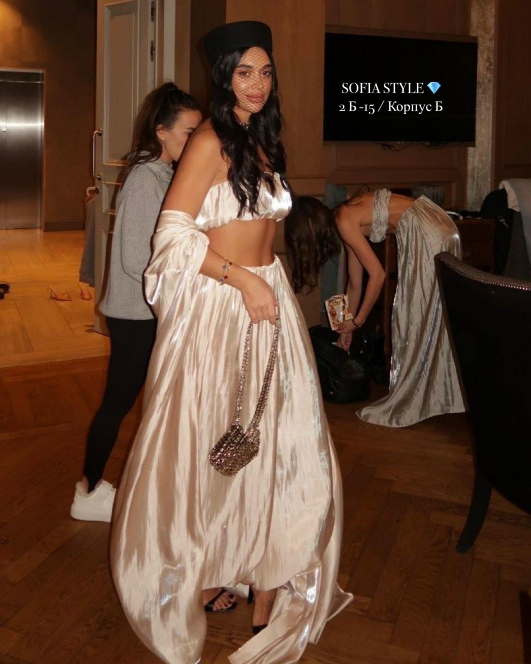 костюм женский,шелковый костюм женский,модное платье,костюм,белые костюмы