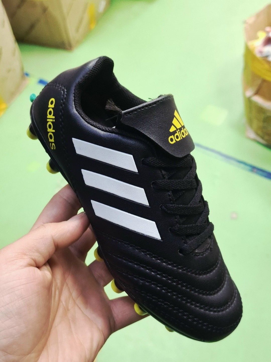 сороконожка для футбола,футбольная ,бутсы футбольные сороконожки детские,футбольная бутса,футбольные кроссовки