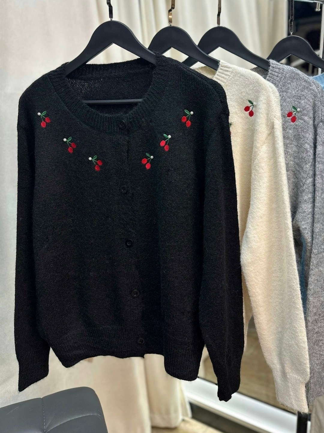 кардиган женский,кардиган кофта,вязаные кардиганы,кардиган,кардиган с вышивкой