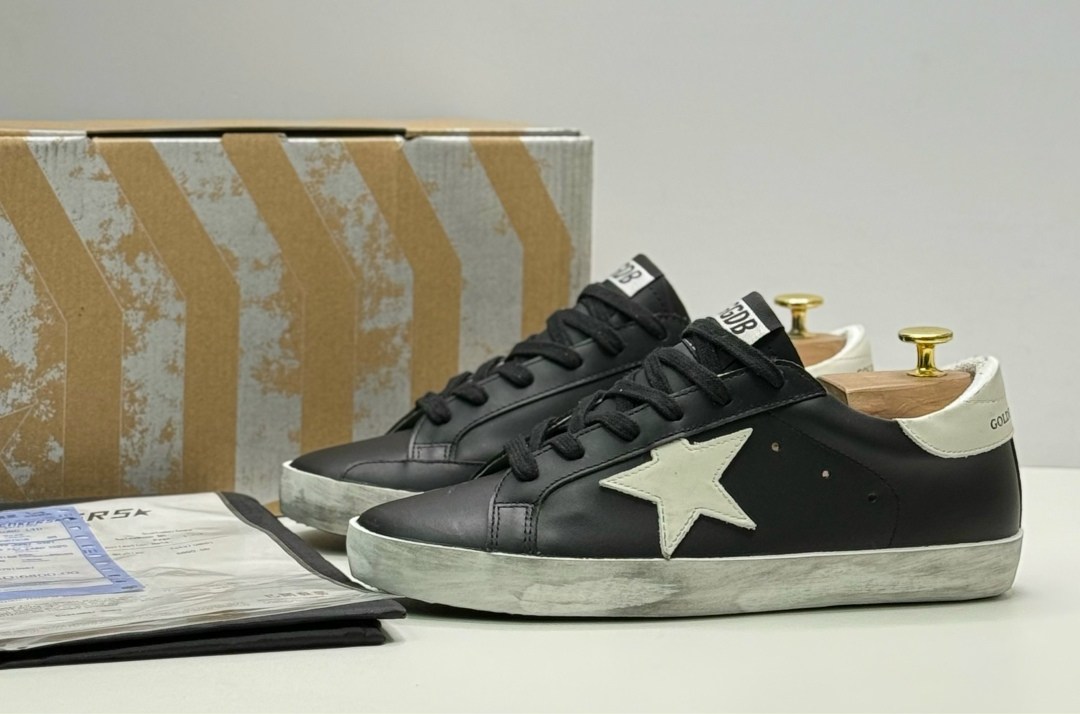 кроссовки golden goose superstar distressed black silver,кроссовки golden goose superstar black white,golden goose кеды hi star на платформе черный,golden goose deluxe brand черные кожаные кеды для же