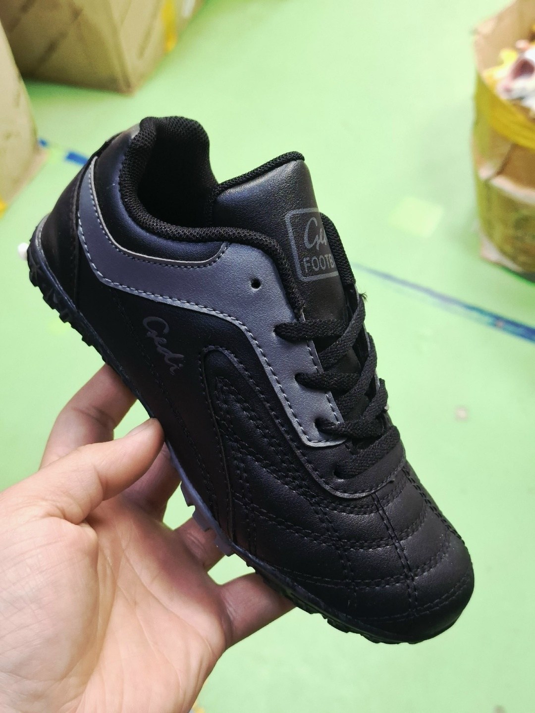 сороконожка для футбола,футбольная ,бутсы футбольные сороконожки детские,футбольная бутса,футбольные кроссовки