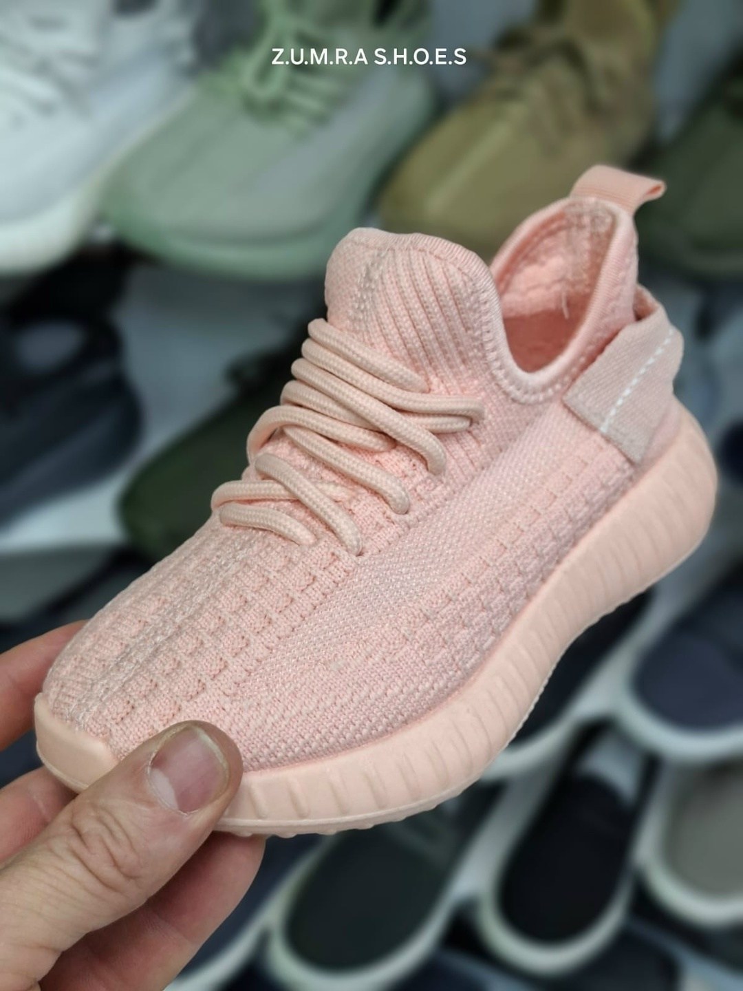 кроссовки,кроссовки женскиe,изики кроссовки,детские кроссовки,кроссовка