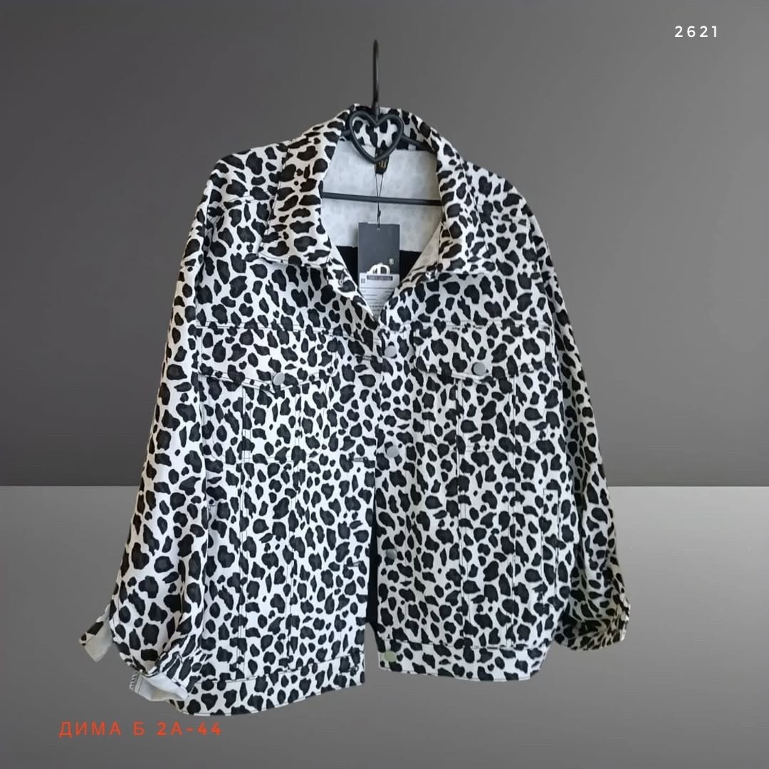 джинсовка с принтом,куртка с принтом,стильная куртка,куртка женская,джинсовая куртка оверсайз с принтом микки маус