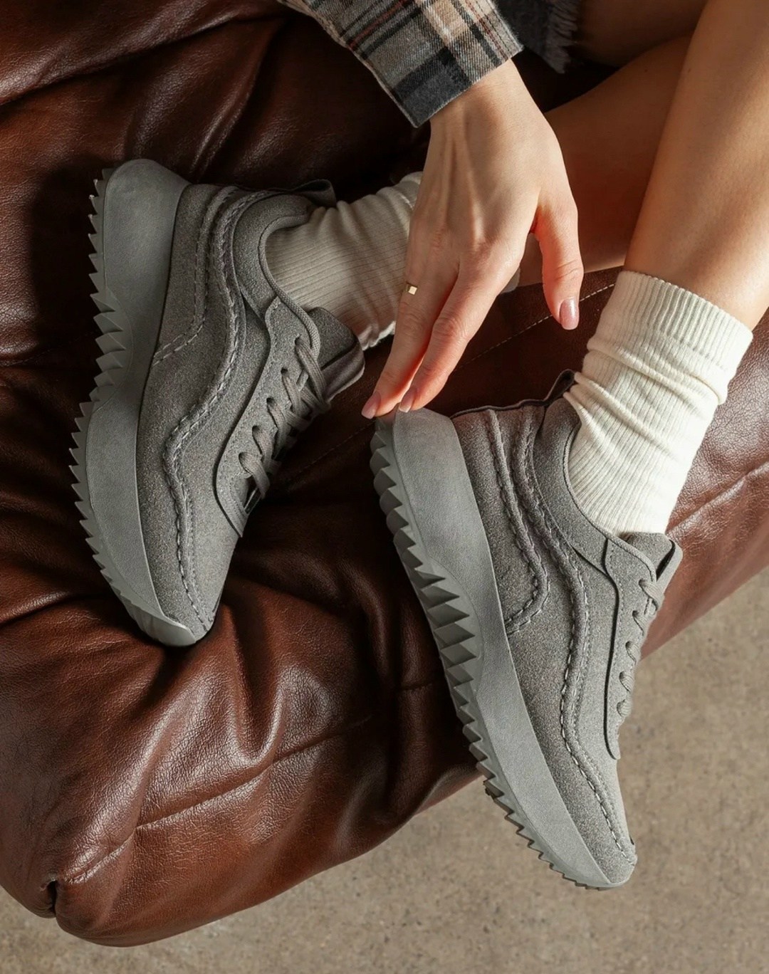 ,женские кроссовки,кроссовки замшевые демисезонные, женская,кроссовки замшевые