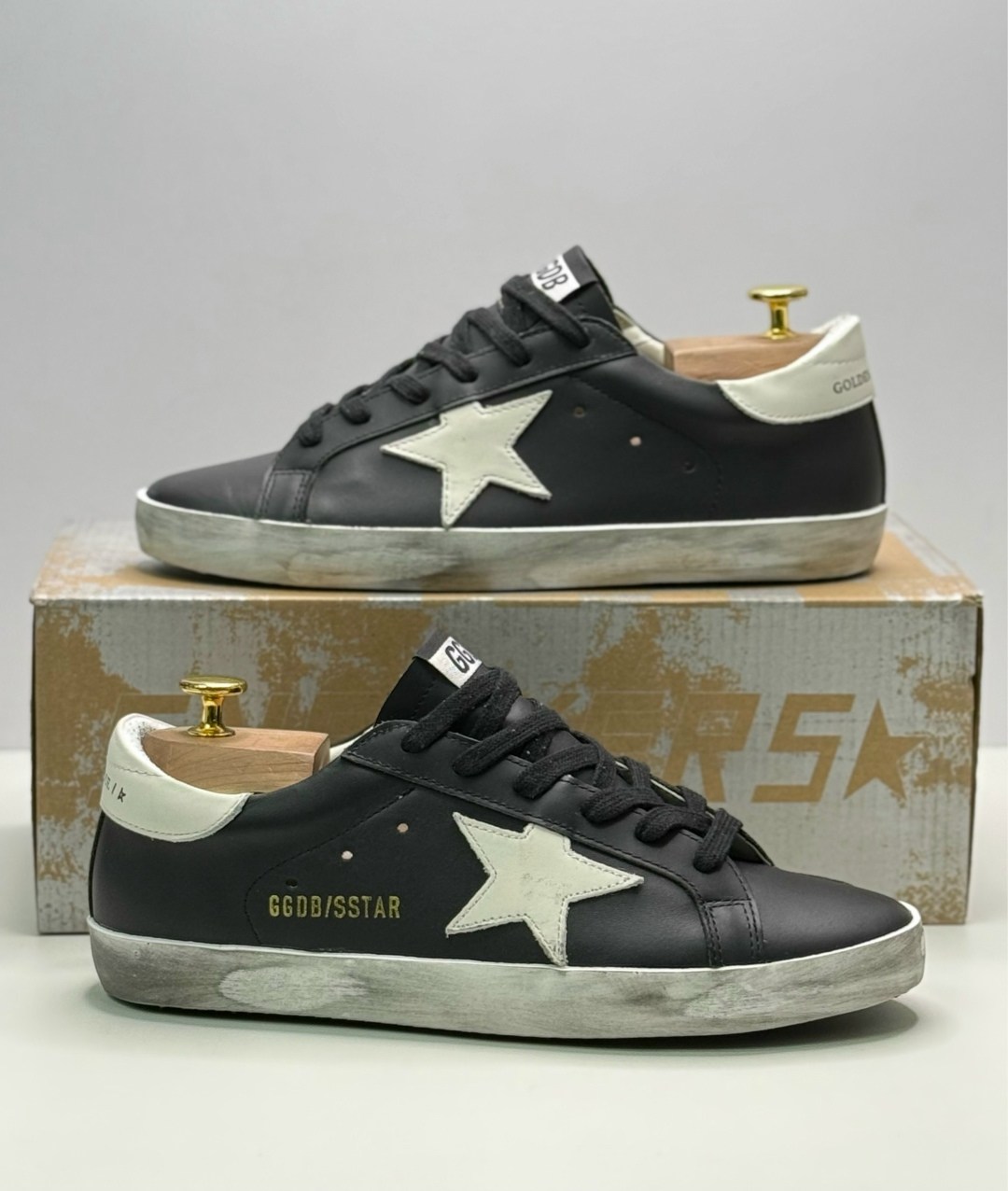 кроссовки golden goose superstar distressed black silver,кроссовки golden goose superstar black white,golden goose кеды hi star на платформе черный,golden goose deluxe brand черные кожаные кеды для же