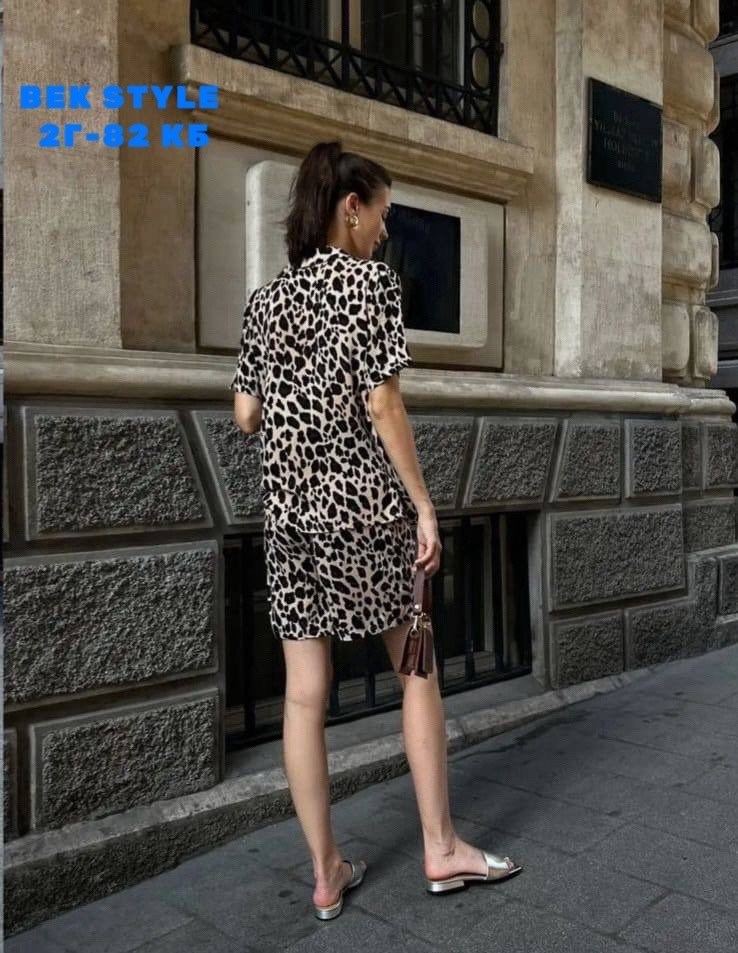 ,костюм леопардовый,пижамные костюмы,пижамный костюм двойка с шортами loungewear,платье из леопардовой ткани 2026