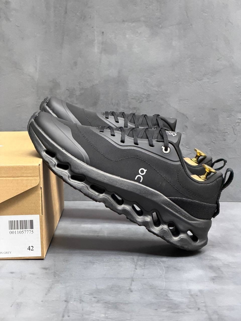 кроссовки loewe,кроссовки loewe x wmns cloudtilt black черный,кроссовки мужские женские,спортивная ,спортивные кроссовки