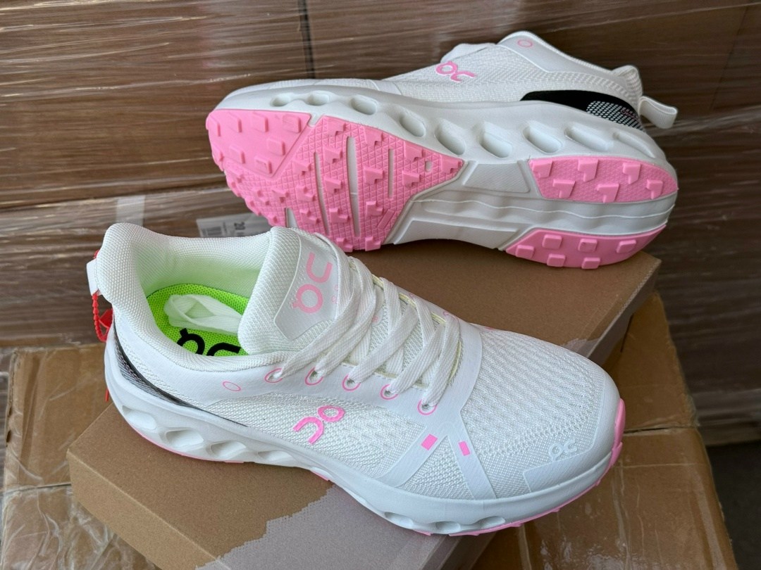 женские кроссовки,кроссовки,спортивная ,спортивные кроссовки,кроссовки повседневные