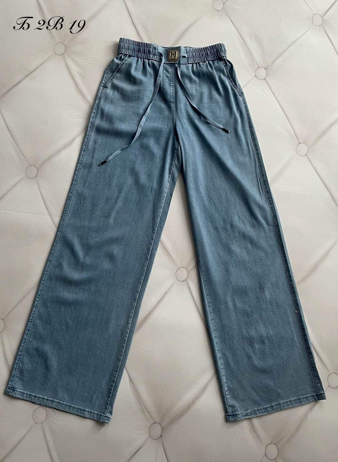 женские широкие джинсы,женские джинсы,брюки джинсы,джинсы широкие,