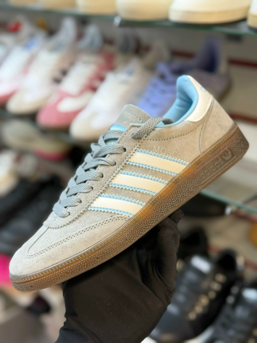 кроссовки adidas spezial,кроссовки adidas handball spezial,кроссовки adidas originals handball spezial,adidas spezial handball,adidas originals handball spezial