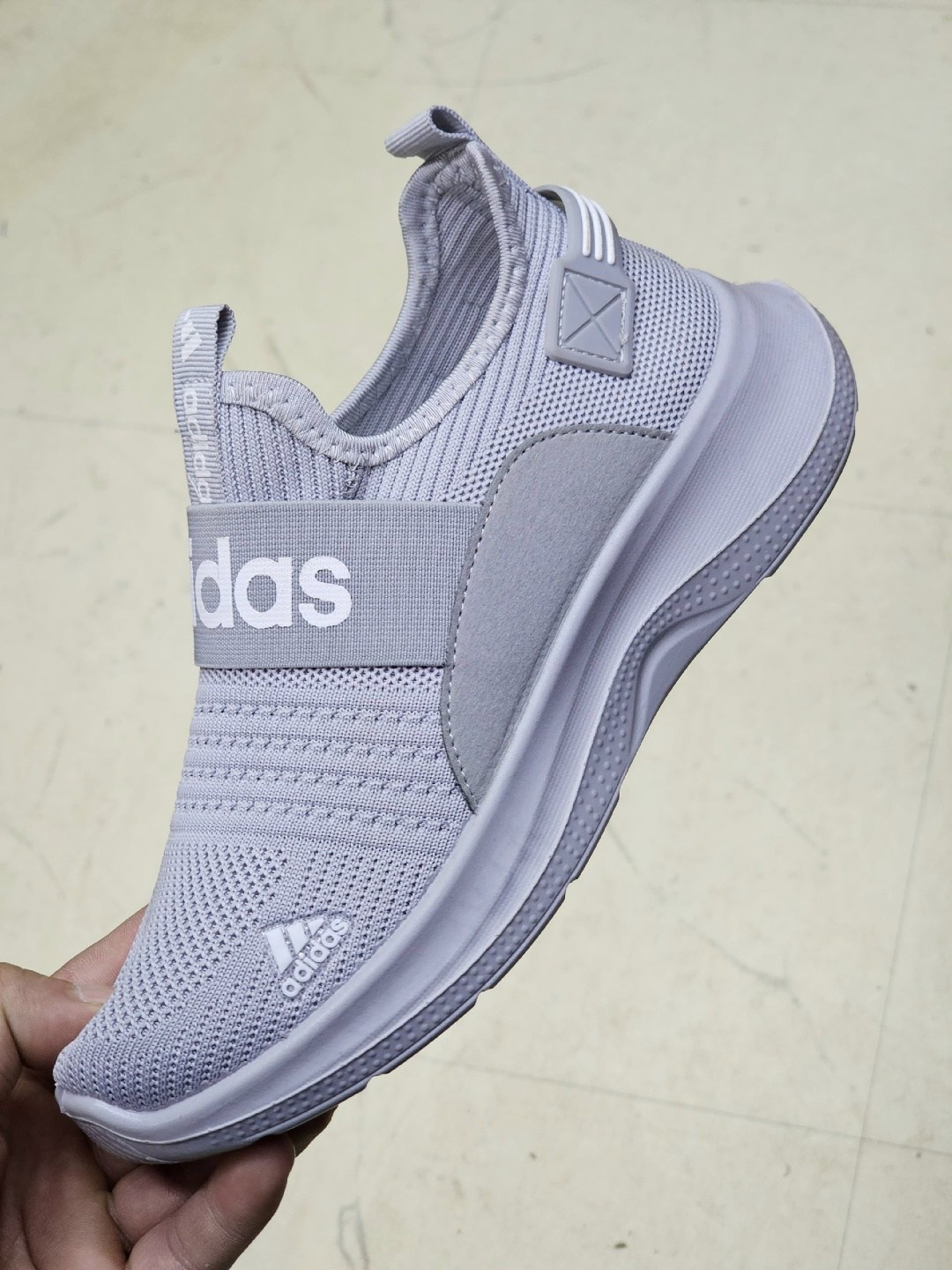 кроссовки adidas,кроссовки мужские adidas,кроссовки,спортивная ,кроссовки адидас