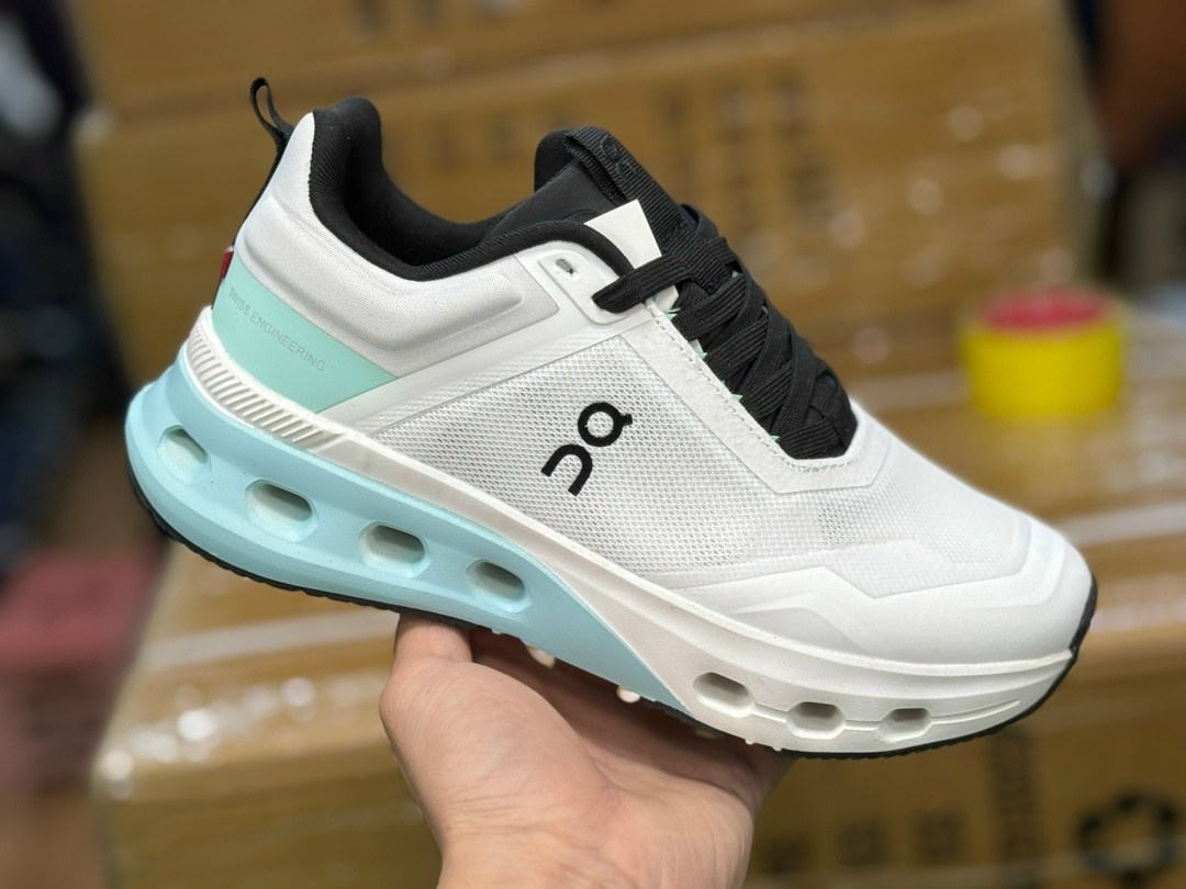 кроссовки женскиe,кроссовки брендовые,,кроссовки,кроссовки мужские женские