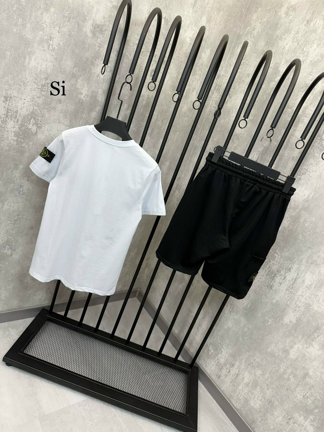 спортивный костюм stone island,летний костюм стон айленд,stone island шорты,костюм с шортам