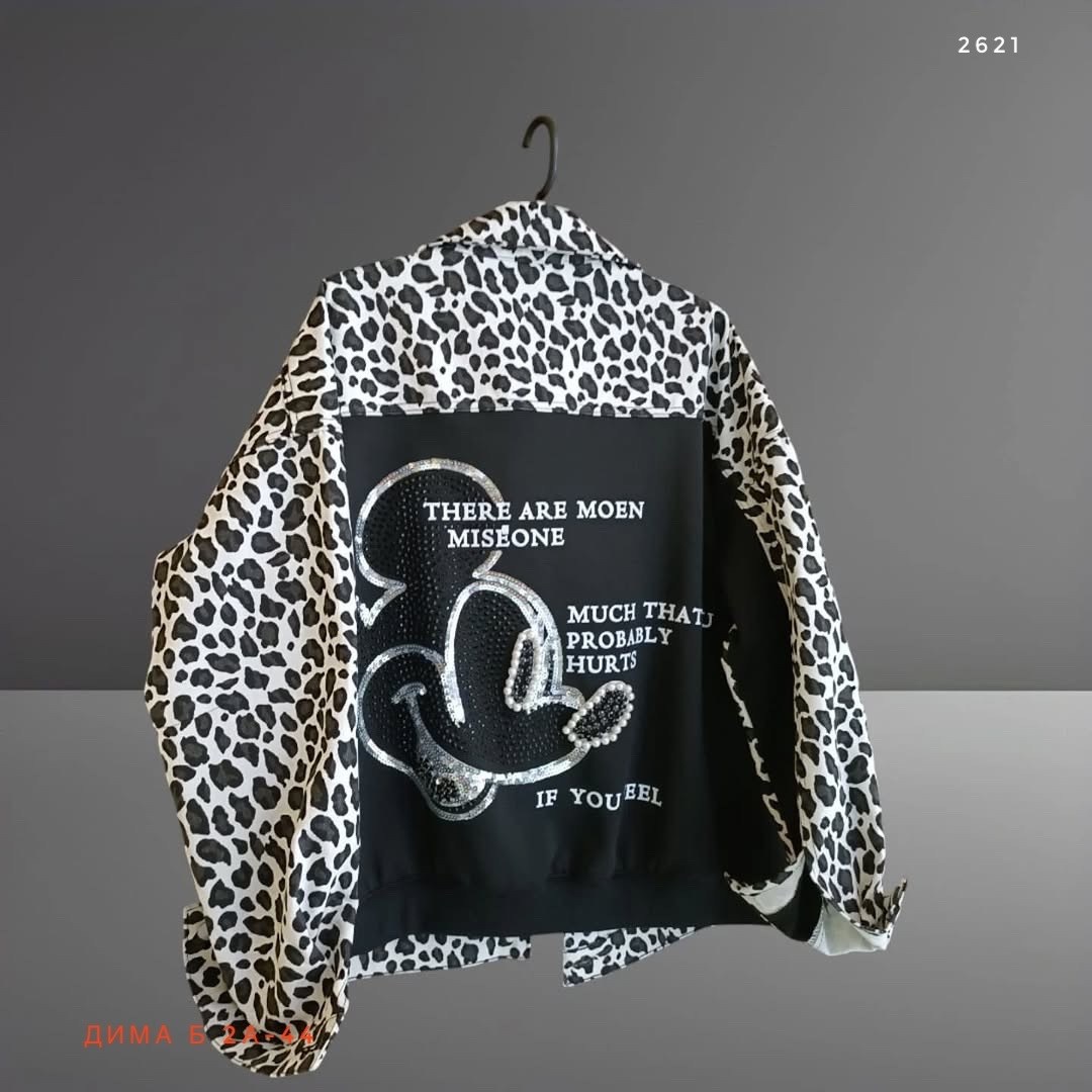 джинсовка с принтом,куртка с принтом,стильная куртка,куртка женская,джинсовая куртка оверсайз с принтом микки маус