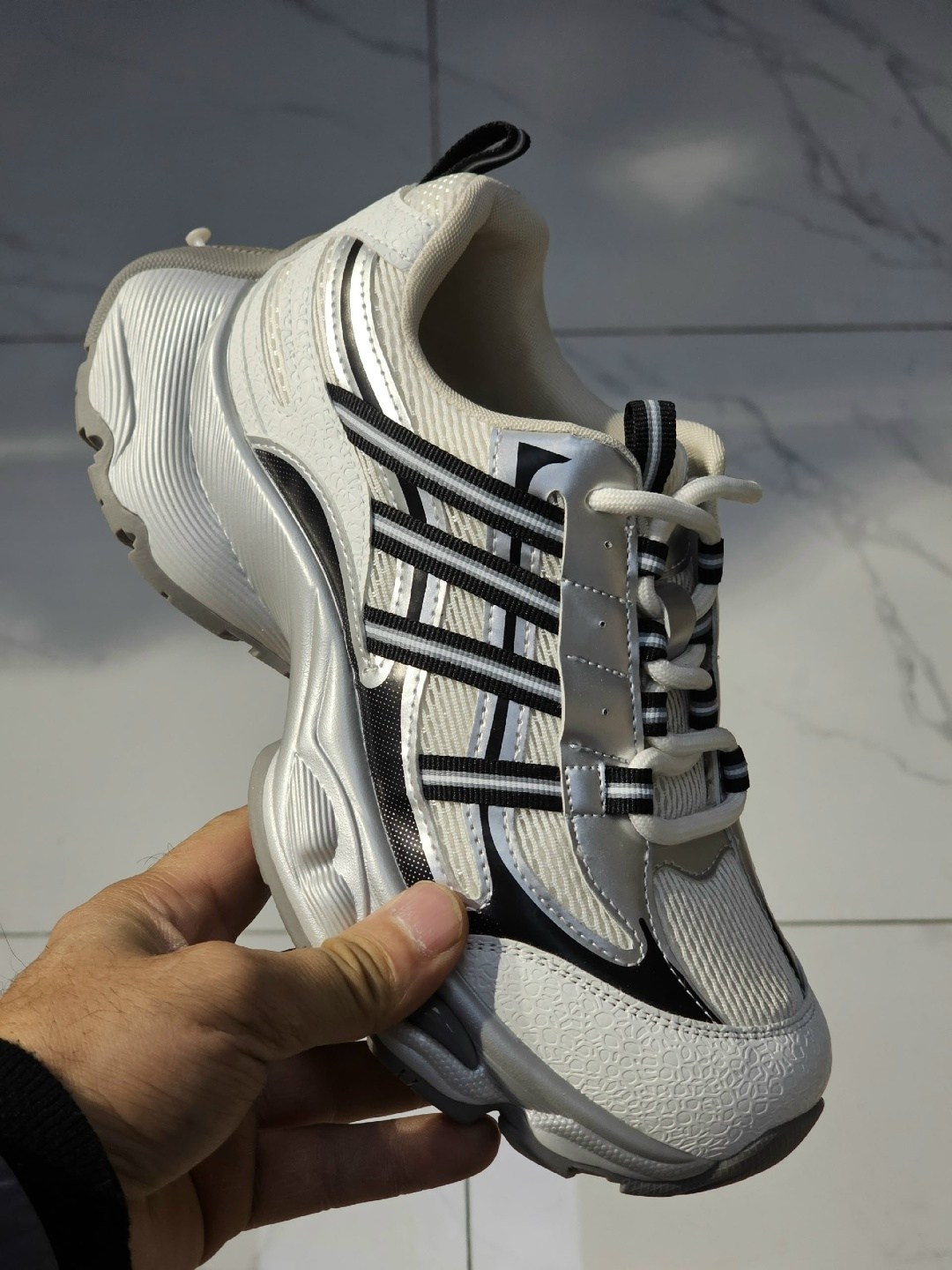 кроссовки женские,повседневные кроссовки,кроссовки универсальные,спортивная ,модные кроссовки