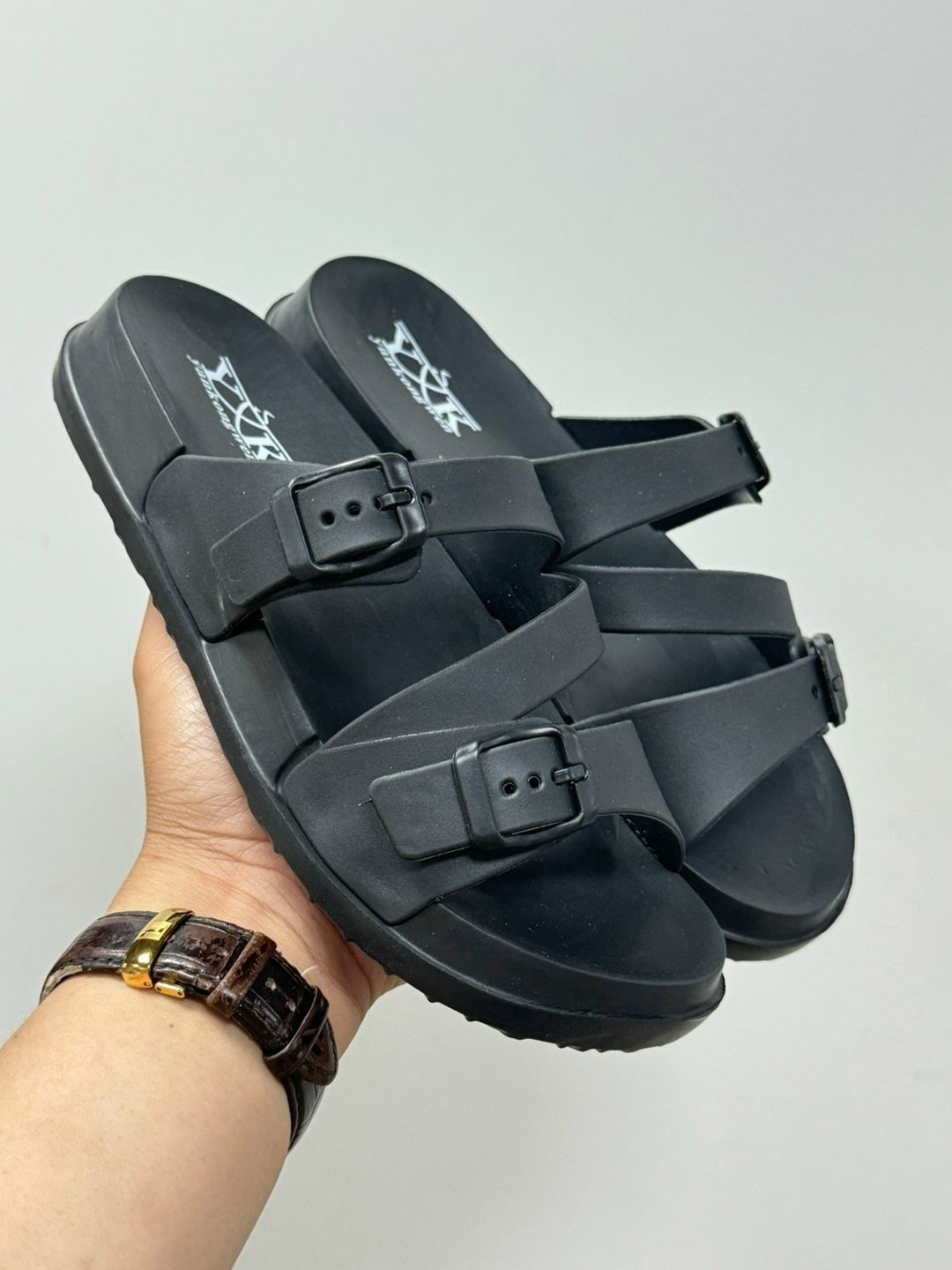 ,женские шлепанцы,шлепки женские,модные тапочки,сандалии