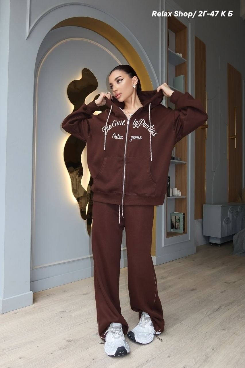 стильный костюм,костюм спортивный женский,женский костюм,костюм спортивный,костюм