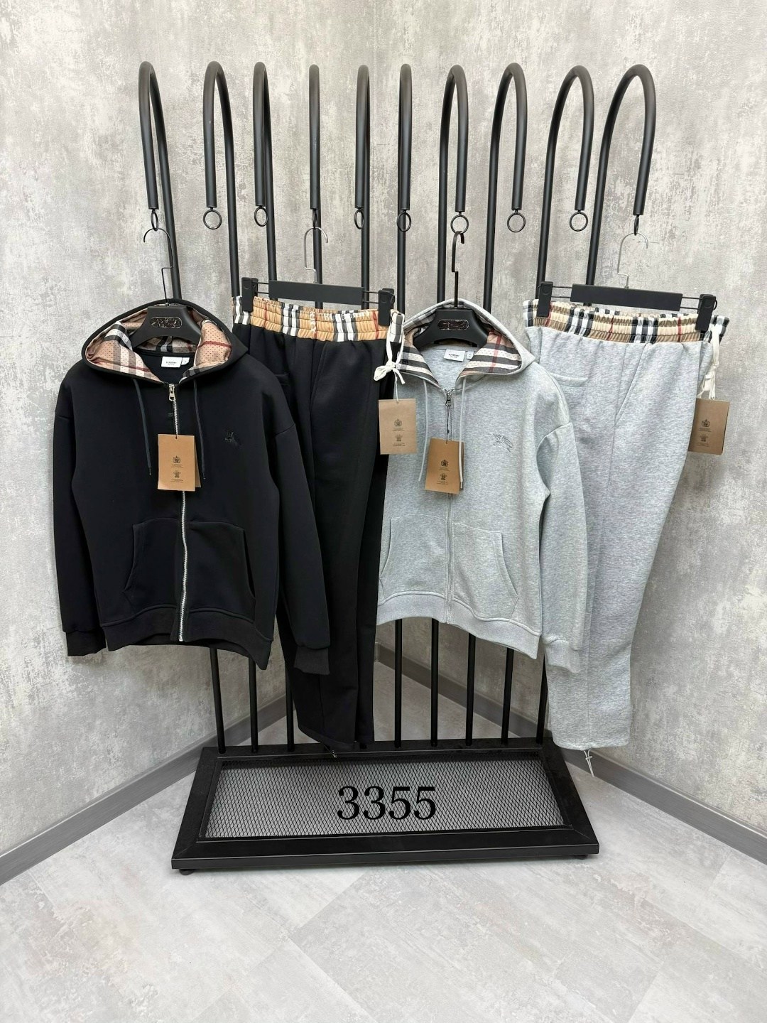 костюм спортивный burberry,burberry tracksuit,спортивные костюм,костюм спортивный мужской burberry повседневный черный,спортивный костюм brunello cucinelli