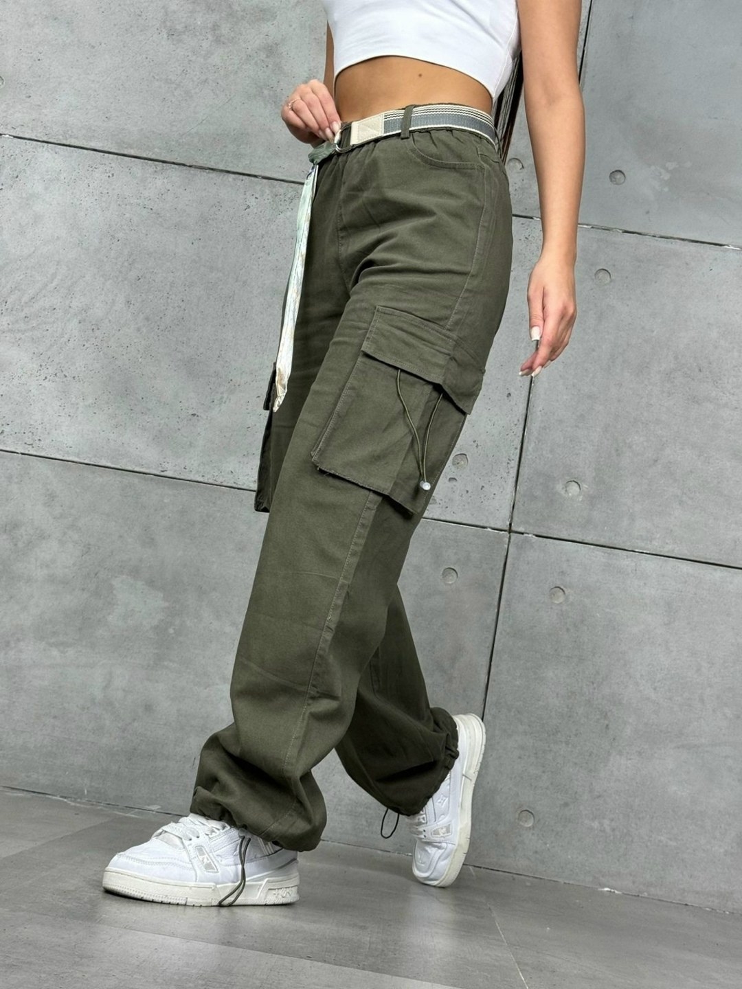 модные брюки-карго с высокой талией и карманами,брюки карго,брюки-карго женские,брюки карго широкие,штаны карго женские широкие