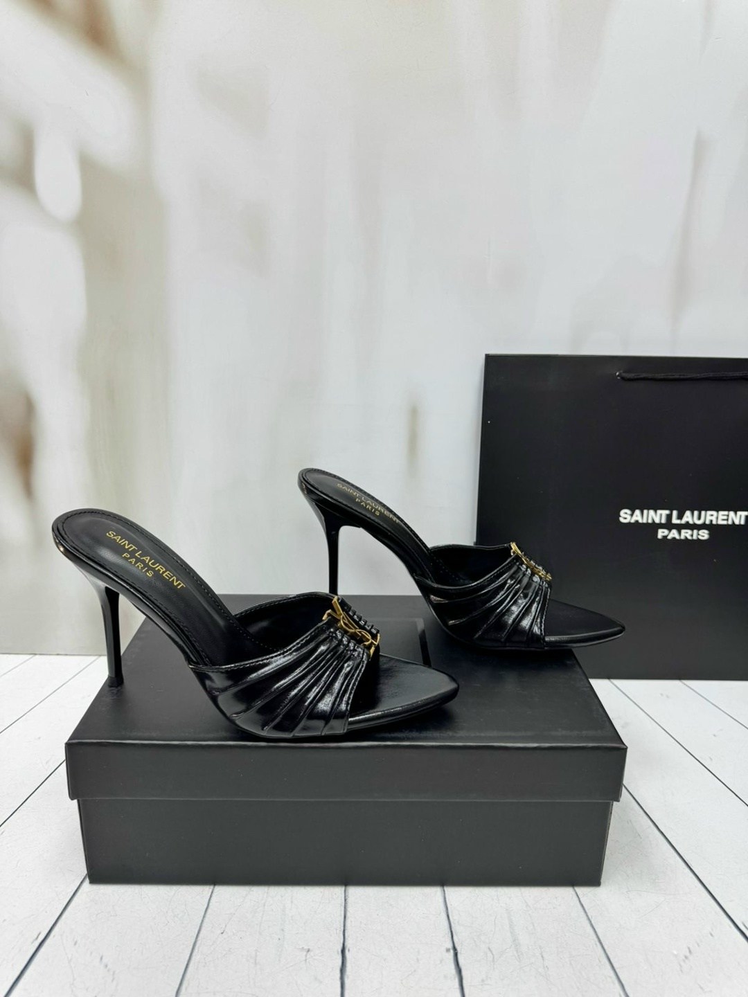 ,босоножки saint laurent,босоножки yves saint laurent,мюли женские,туфли yves saint laurent