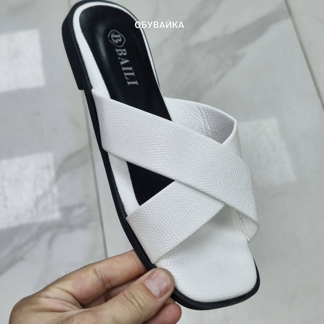 шлепанцы женские,,baldinini trend шлепанцы,модные шлепанцы,сандалии