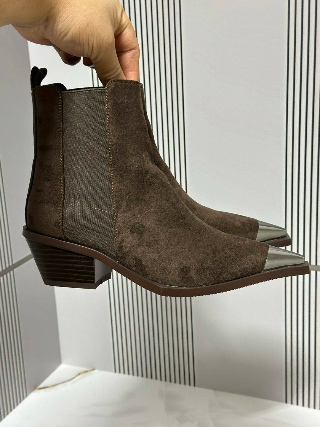 ,казаки замшевые эконика,замшевые ботинки,ботильоны женские,ботинки казаки замшевые