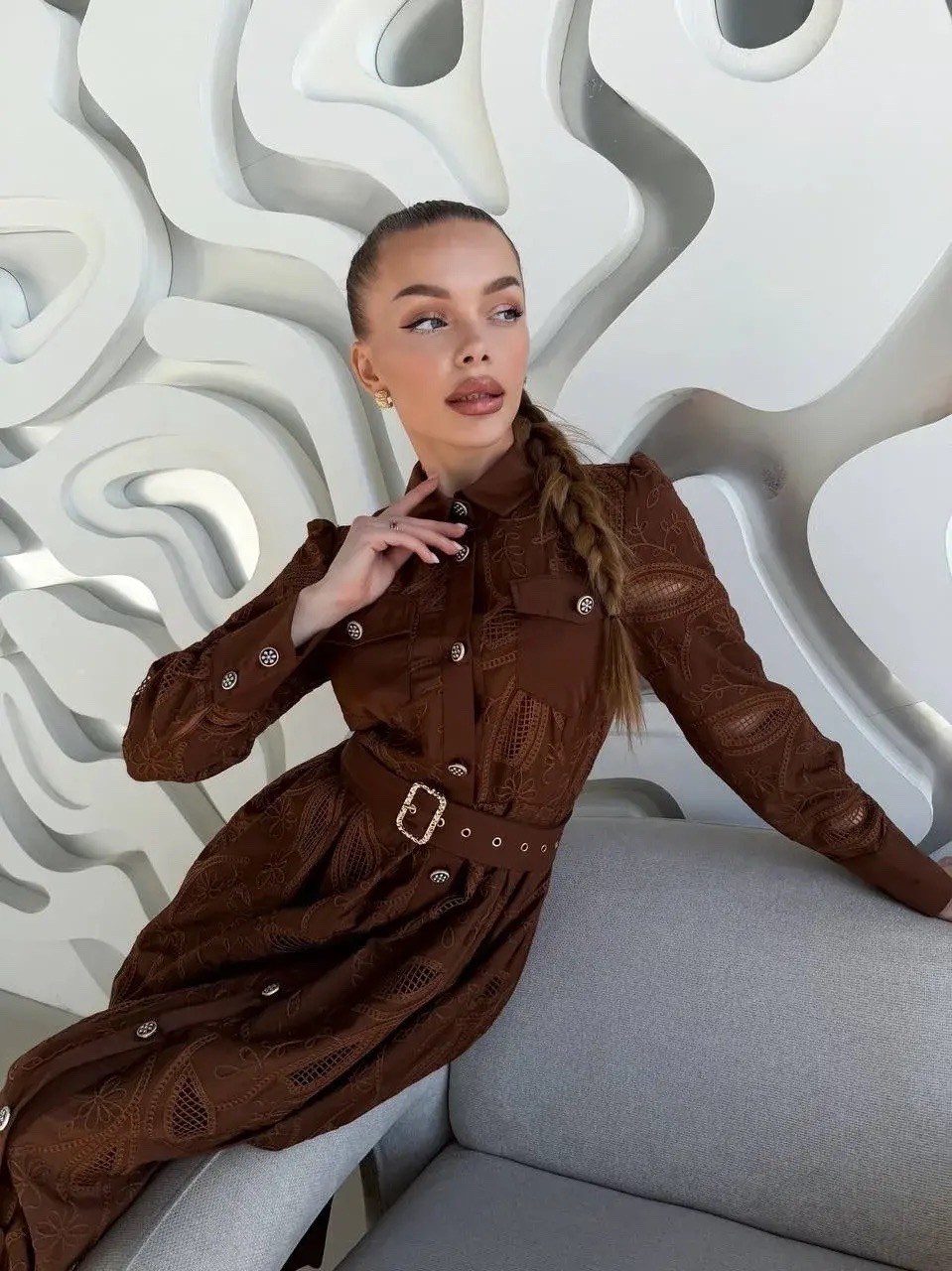 коричневое платье,платье женское вельвет вельветовое,вельветовое платье миди,платье,vesnaletto 3989-2 - коричневое вельветовое макси платье с кокетками, рельефами и съемным поясом