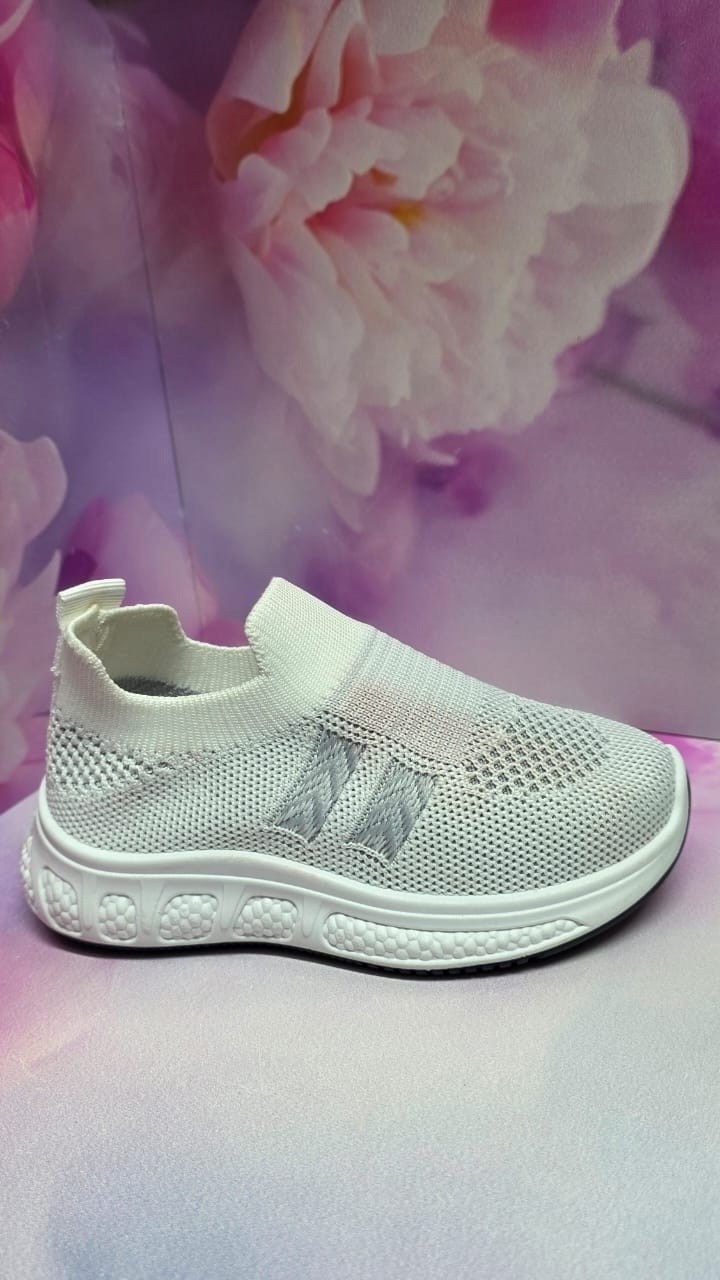 кроссовки,спортивная ,кроссовка,детские кроссовки,кроссовки модные