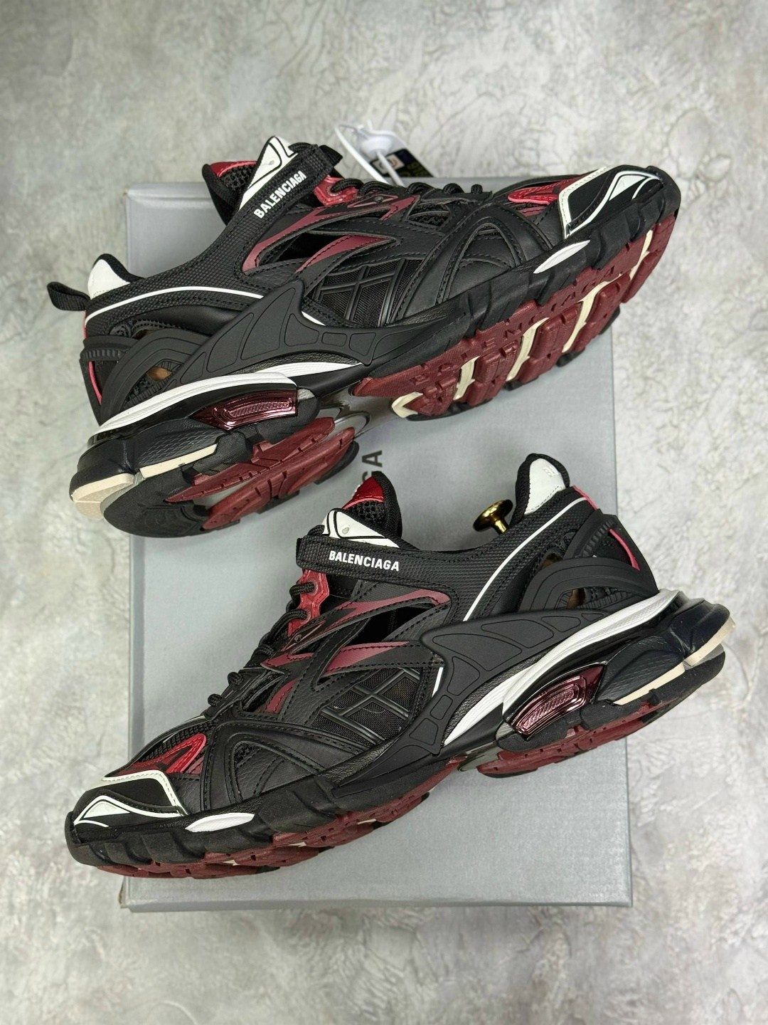 кроссовки balenciaga track 2.0 "black/red/white",кроссовки balenciaga track 2,кроссовки balenciaga,balenciaga track 2 black red,кроссовки balenciaga track trainer black red черный