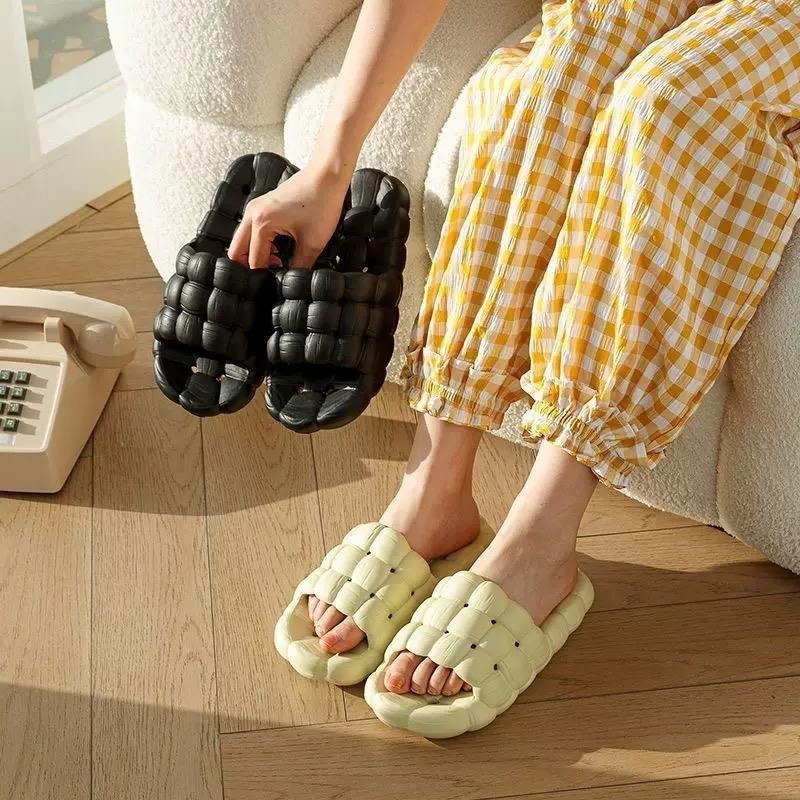 домашние тапочки,тапочки модные,женские шлепанцы,мягкие тапочки,тапки для дома