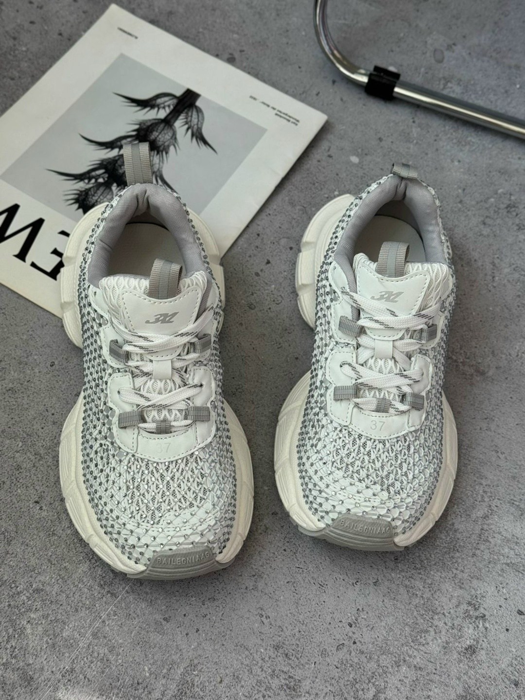 женские кроссовки,,спортивная ,модные кроссовки,повседневные кроссовки