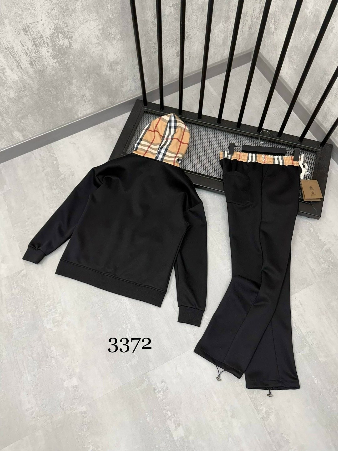 костюм спортивный burberry,спортивные костюм,спортивный костюм барбери,костюм барбери,мужские спортивные костюмы