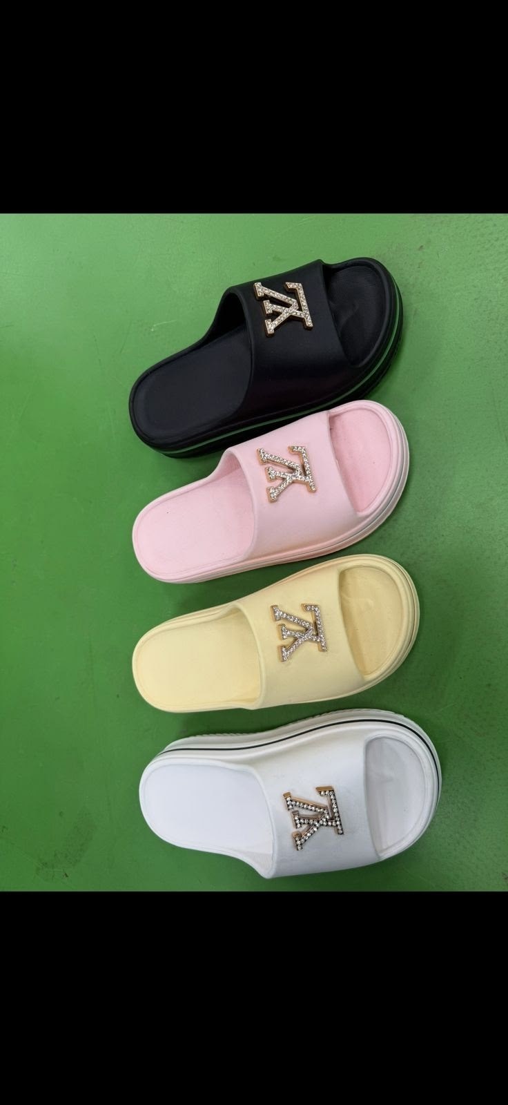 ,шлепанцы женские,шлепки женские,женские тапки,шлепки луи витон