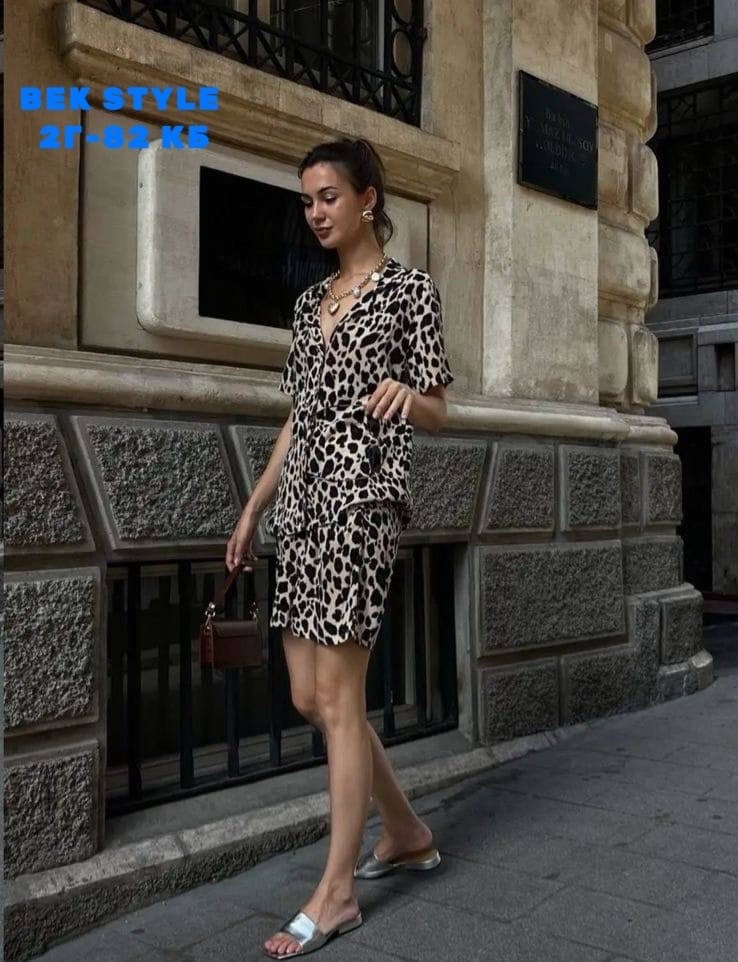 ,костюм леопардовый,пижамные костюмы,пижамный костюм двойка с шортами loungewear,платье из леопардовой ткани 2026