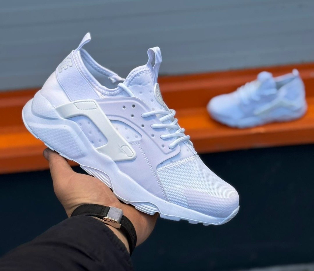 air huarache run ultra nike,кроссовки nike air huarache,nike air huarache ultra,nike air huarache run ultra black white,nike air huarache