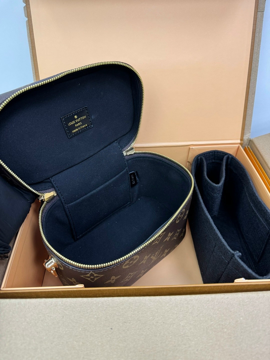 женская сумка louis vuitton,louis vuitton сумка на плечо,louis vuitton сумка ведро на плечо,сумка луи виттон,cумка louis vuitton