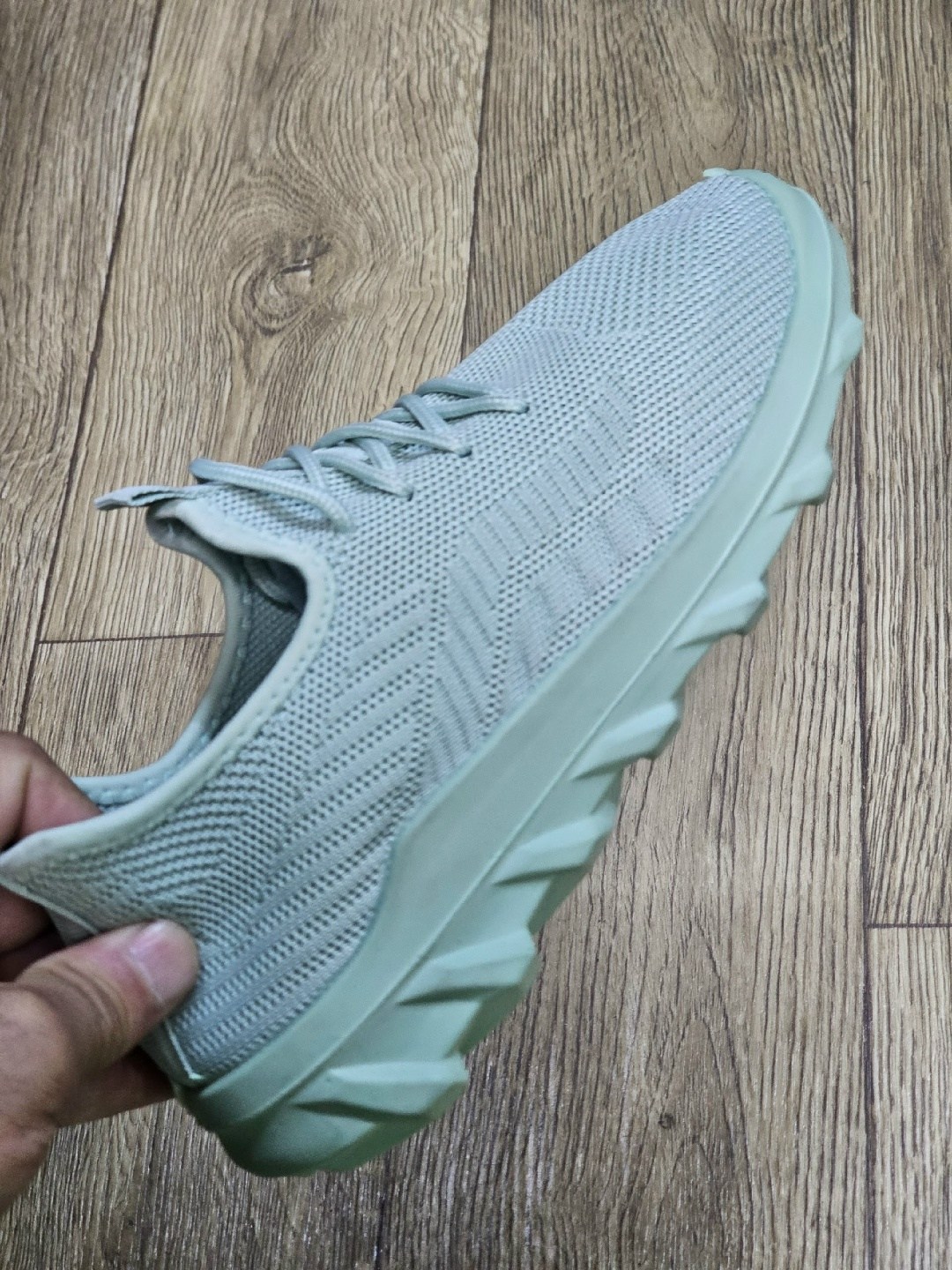 кроссовки,кроссовки женскиe,спортивные кроссовки, спортивные,кроссовки дышащие