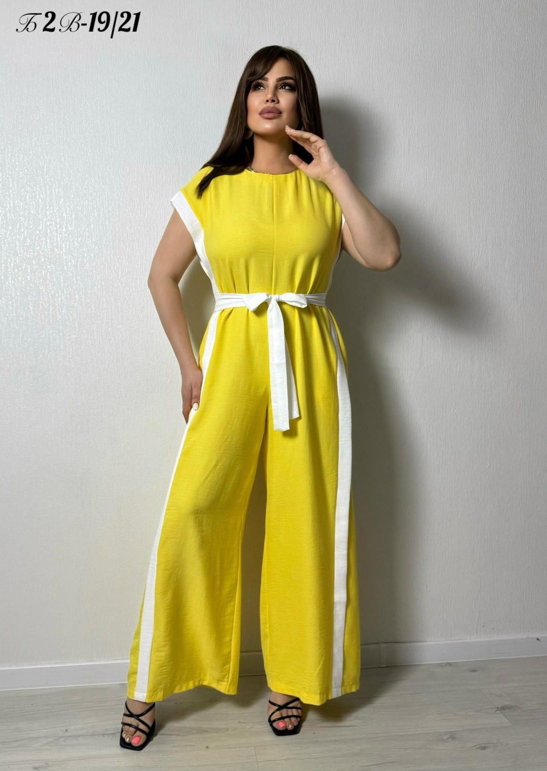 желтый комбинезон,женские комбинезоны,брючный комбинезон,комбинезон повседневный,комбинезон