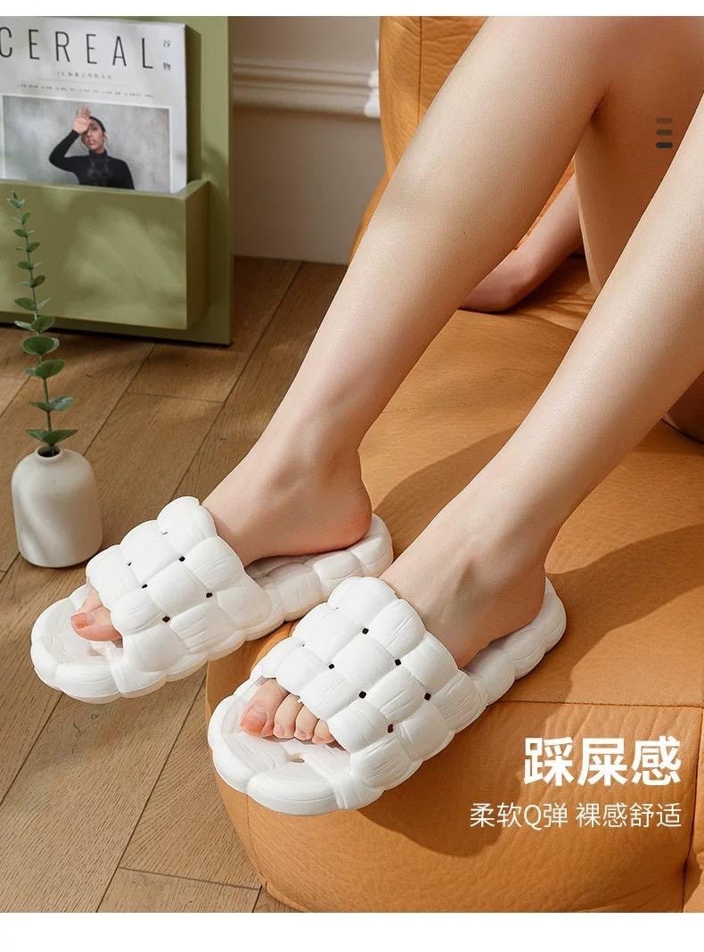 домашние тапочки,тапочки модные,женские шлепанцы,мягкие тапочки,тапки для дома