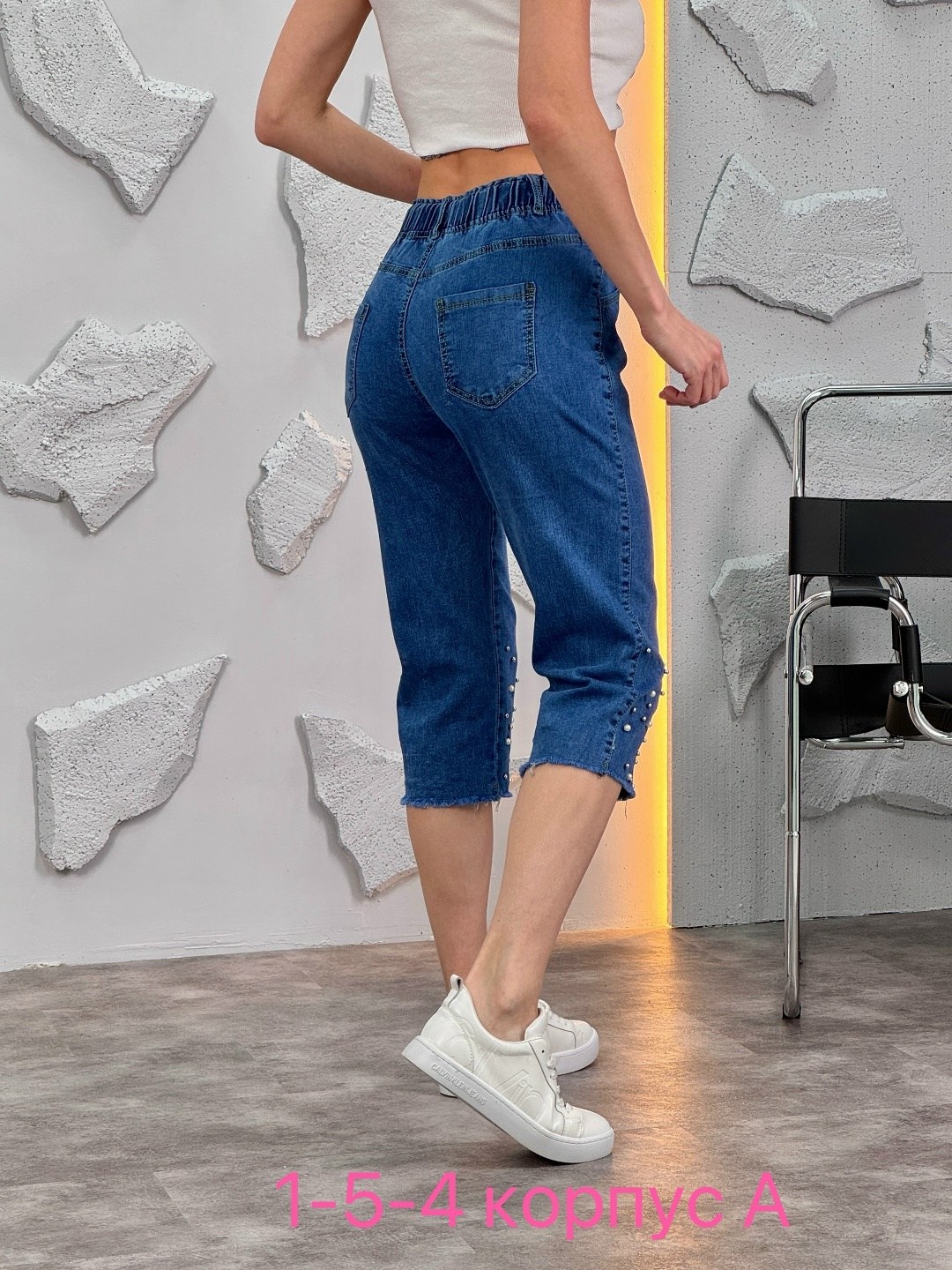 бриджи джинсовые женские,джинсовые бриджи,женские бриджи,женские джинсовые бриджи образ,джинсы бриджи