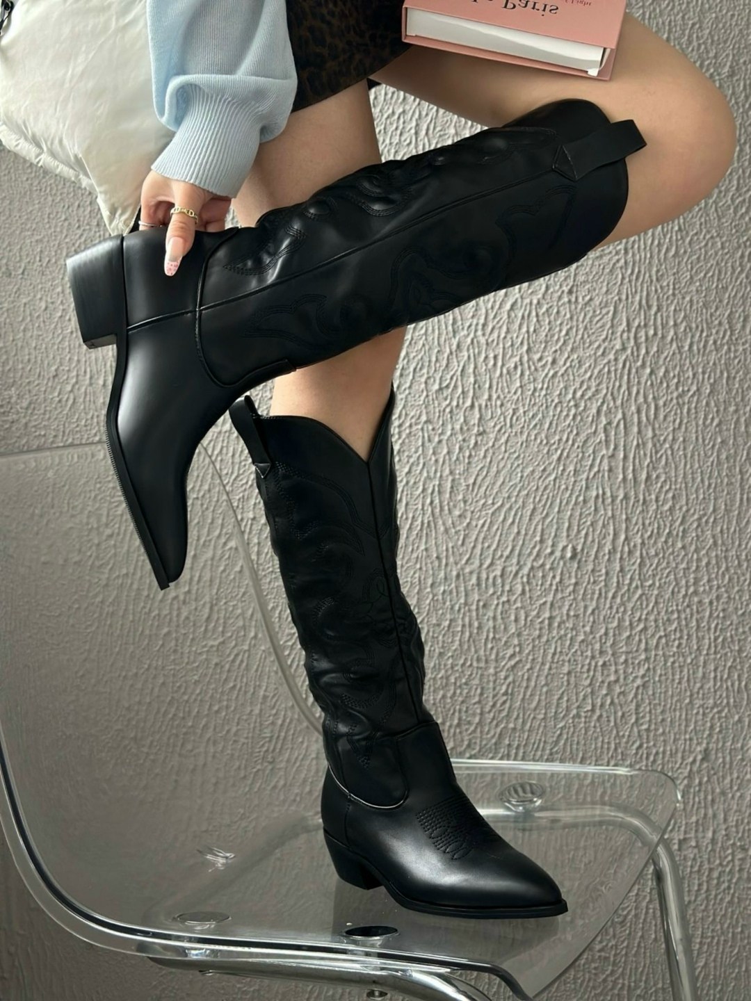 скриншот,цвета белого,для радиоуправляемых самолетов,однотонная белая,кеды для тенниса