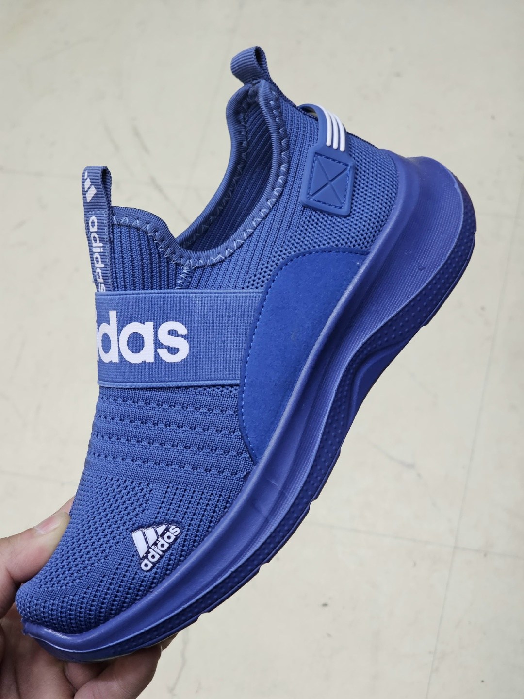 кроссовки adidas,кроссовки мужские adidas,кроссовки,спортивная ,кроссовки адидас