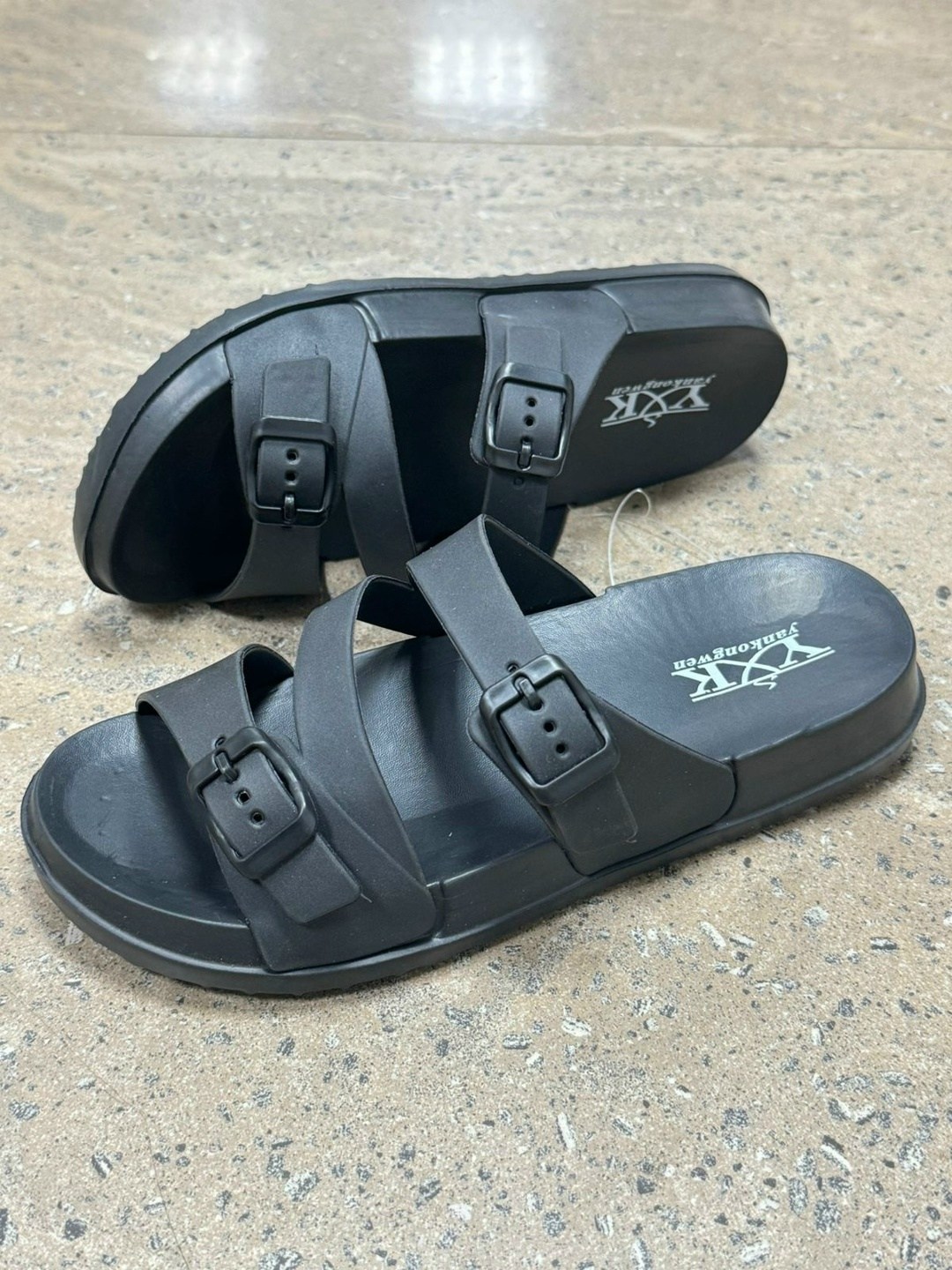 ,женские шлепанцы,шлепки женские,модные тапочки,сандалии