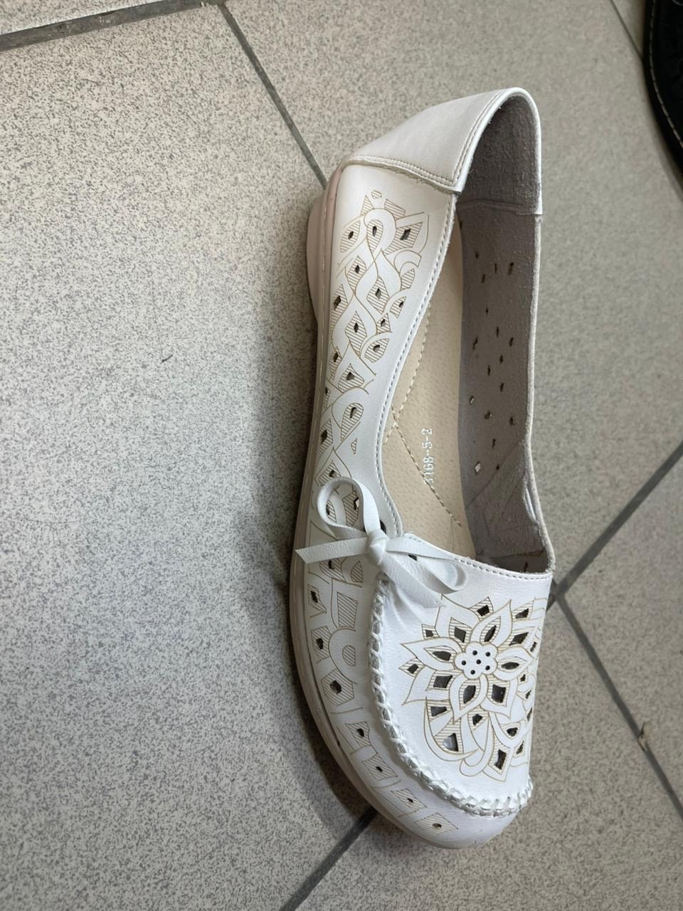 женщина,корейская мода,фотосессия женская,фотосессии идеи,модели обуви