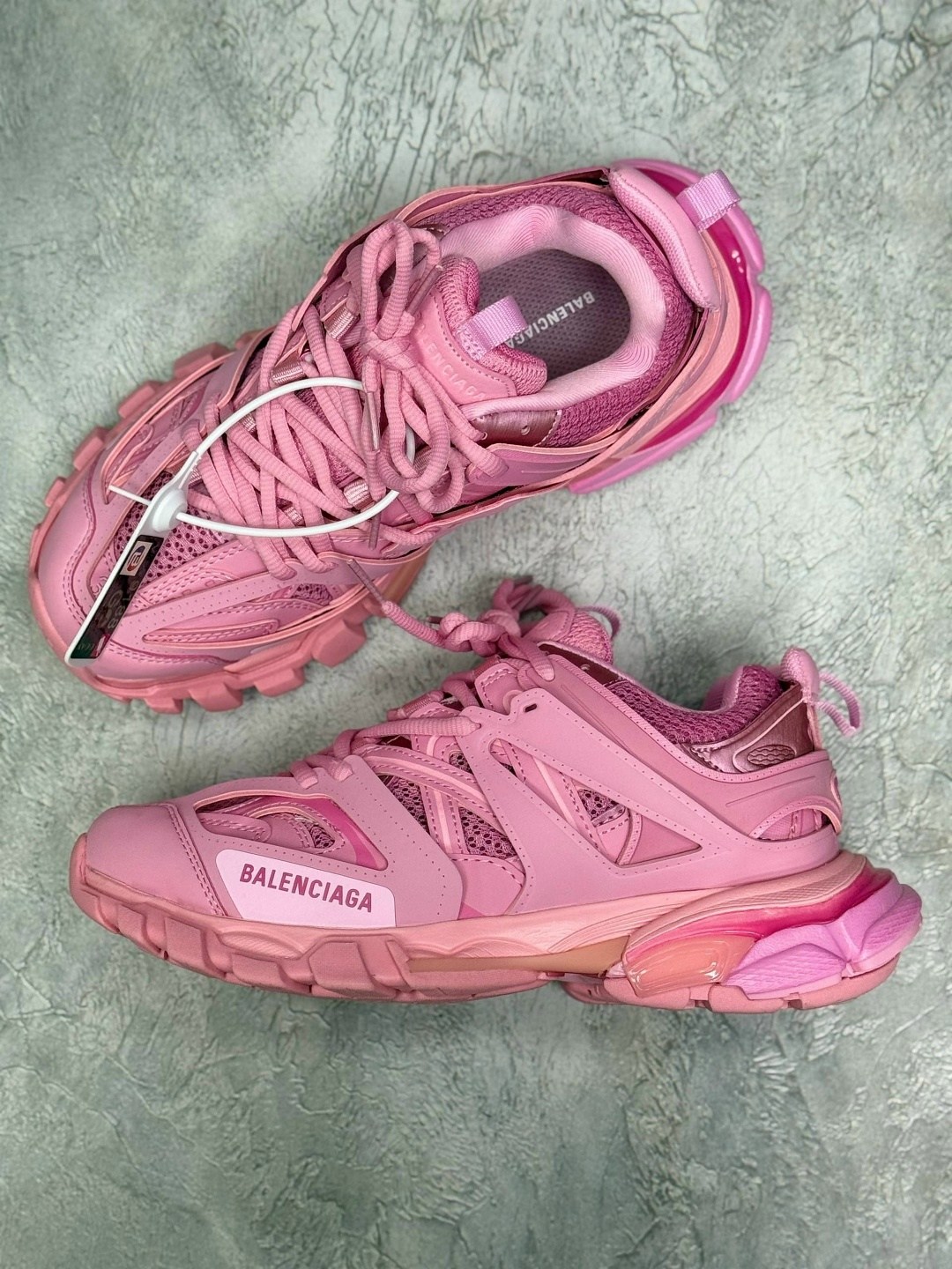 баленсиага кроссовки трек розовые,balenciaga track pink,кроссовки женские balenciaga,женские кроссовки balenciaga track trainer pink,кроссовки баленсиага трек женские