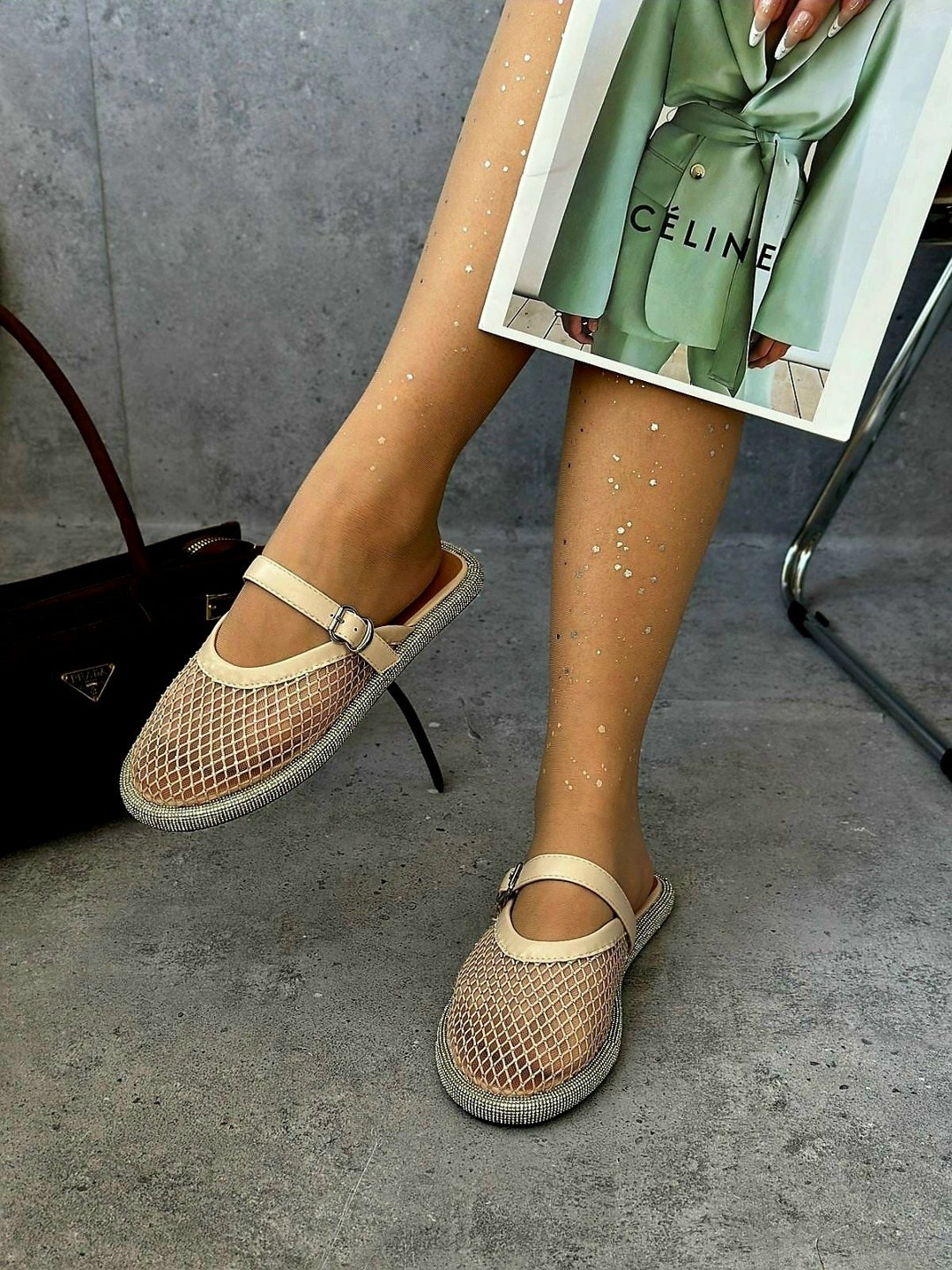 шлепанцы женские,шлепанцы со стразами,,шлепки женские,модные шлепанцы