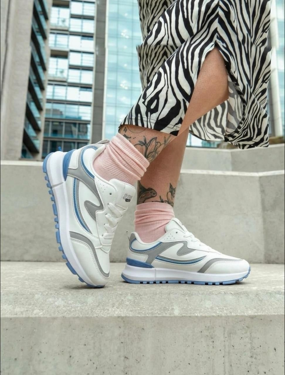 женские кроссовки,кроссовки,кроссовки для женщин,укороченные кроссовки,кроссовка