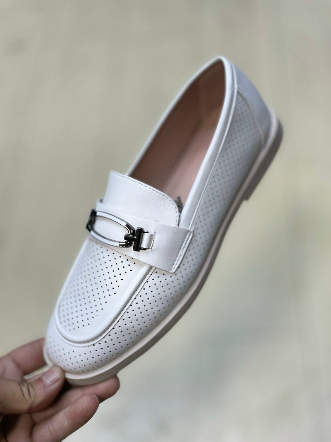 ,лоферы рензони женские,женские мокасины,лоферы белый, женская