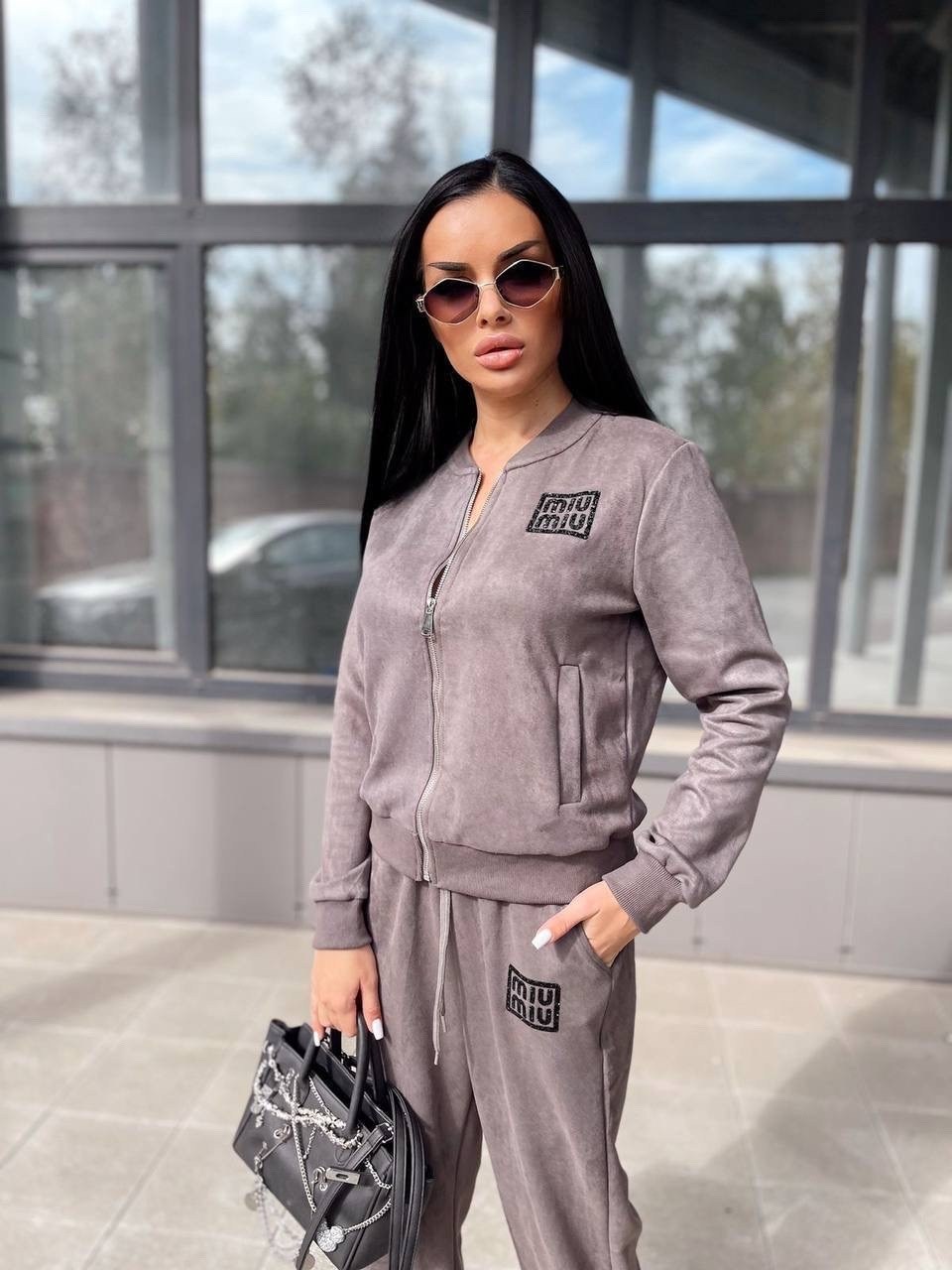 спортивные костюм,велюровый костюм 2026,костюм спортивный женский повседневный,костюм спортивный женский,костюм спортивный замшевый